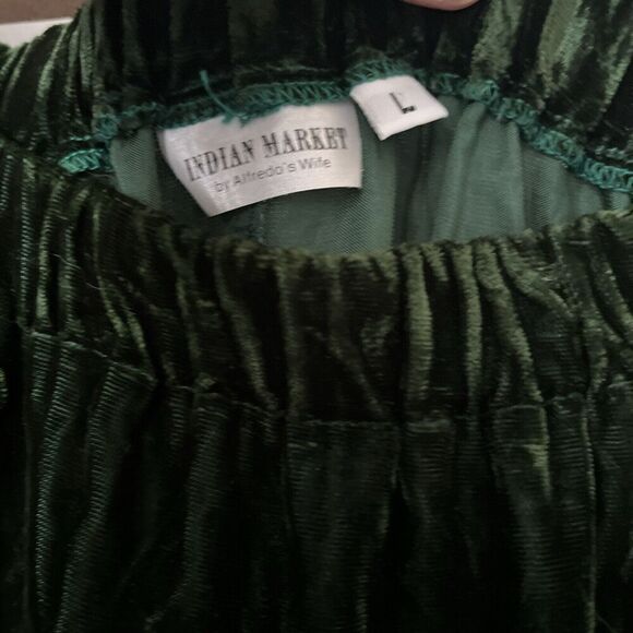 Indian Market‎ Alfredo’s Wife 2 pc green velvet skirt blouse set L RARE - Picture 6 of 8